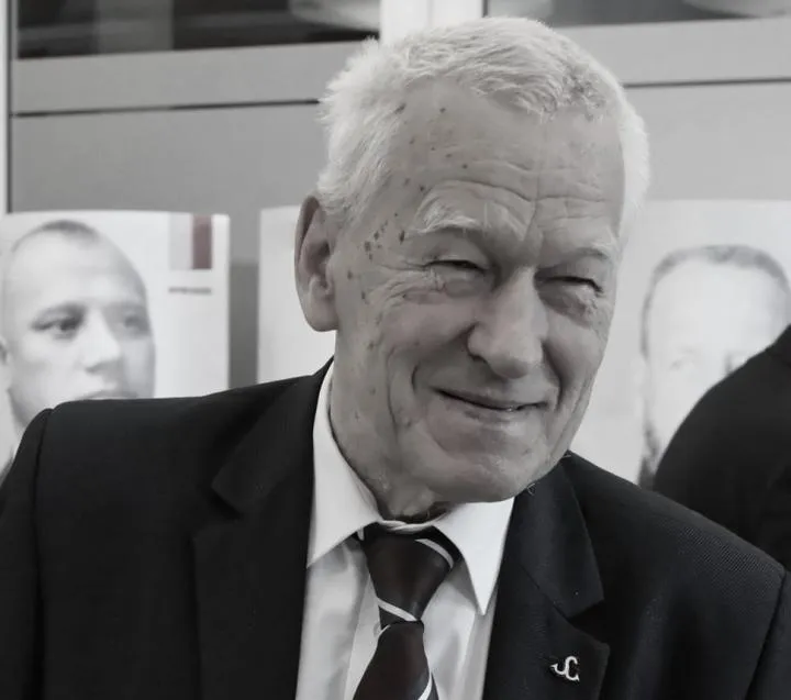 Kornel Morawiecki biografia i etapy życia